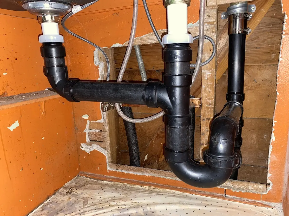 Professional Pipe Bursting equipment and tools on the job in Crownpoint