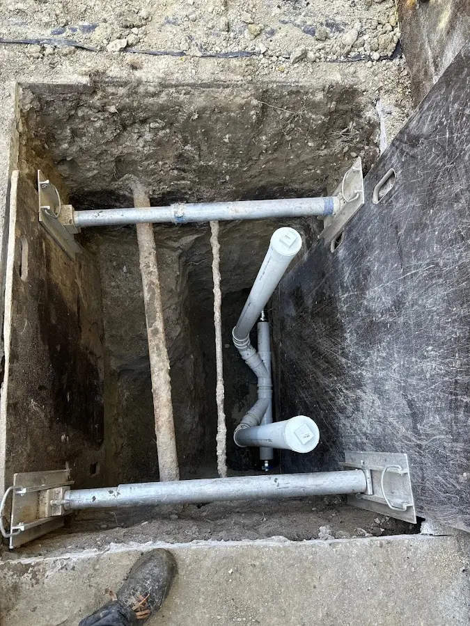 Experienced plumber completing Gas Line Repair work in Crownpoint